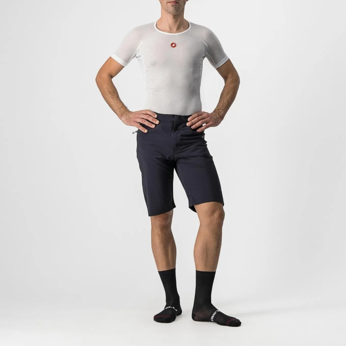 UNLIMITED BAGGY SHORT