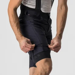 UNLIMITED BAGGY SHORT