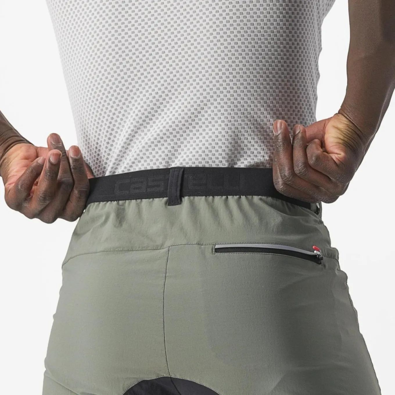 UNLIMITED BAGGY SHORT